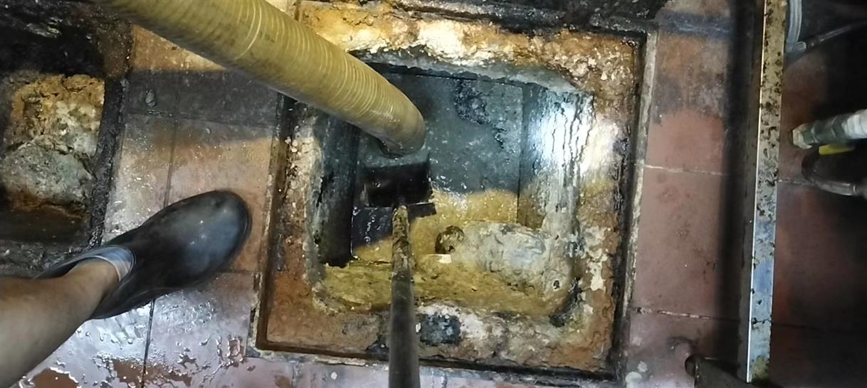 永发镇化油池清理-污水池清掏