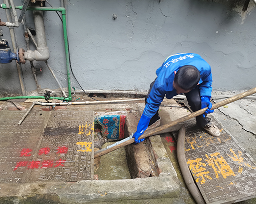 永发镇清掏化粪池