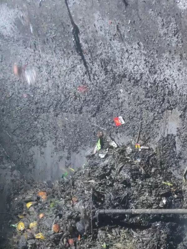 永发镇污水池清理
